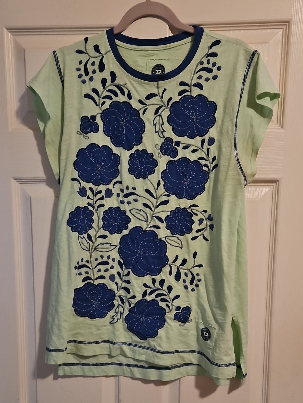 Double D Ranch Mint & Royal Blue Embroidered Shirt size Small